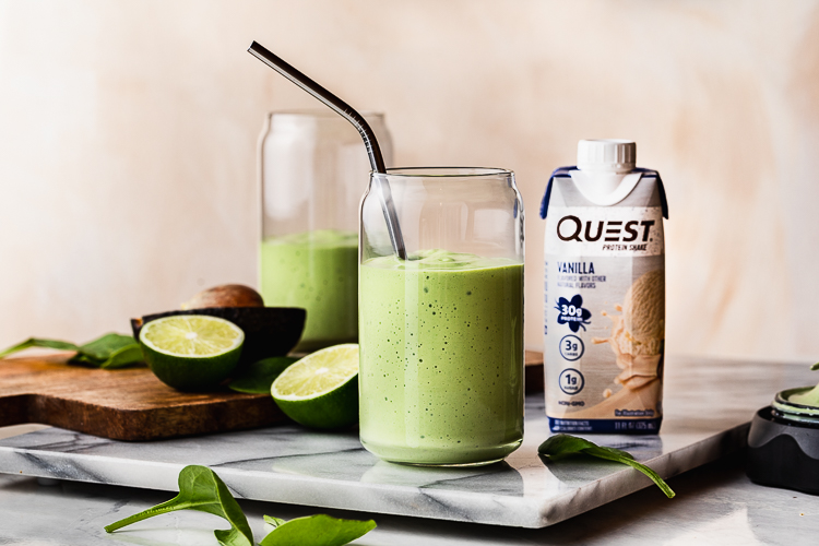 Take Five Minutes for Yourself and Blend Up This Vanilla Super Green Shake 2 Take Five Minutes for Yourself and Blend Up This Vanilla Super Green Shake